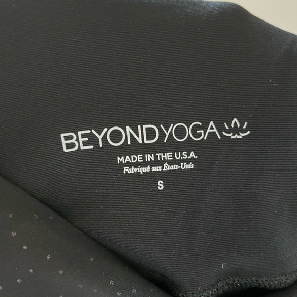 Beyond Yoga Drip Dot High Waisted Midi Leggings Black Gold Metallic Size Small - Picture 7 of 11